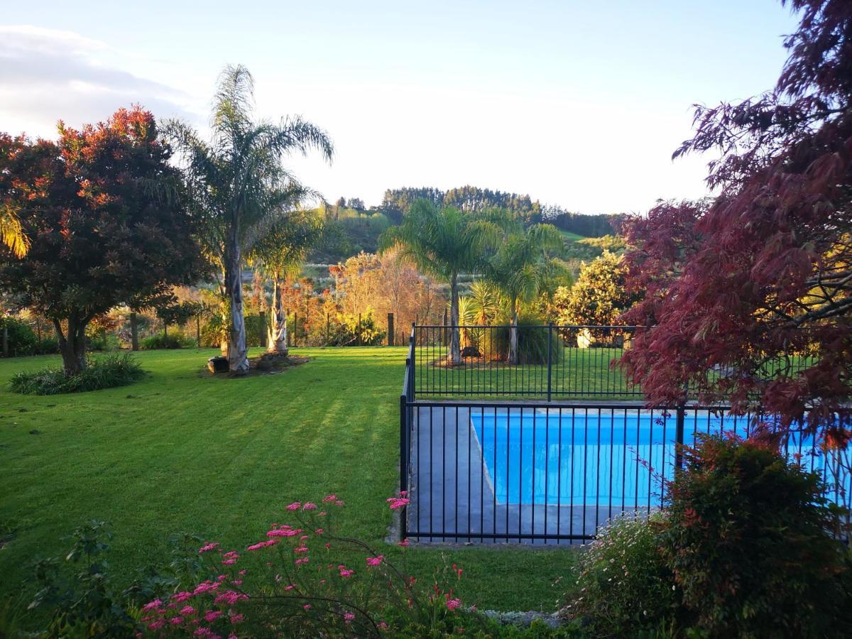 River Side Lodge Whakamarama Екстериор снимка