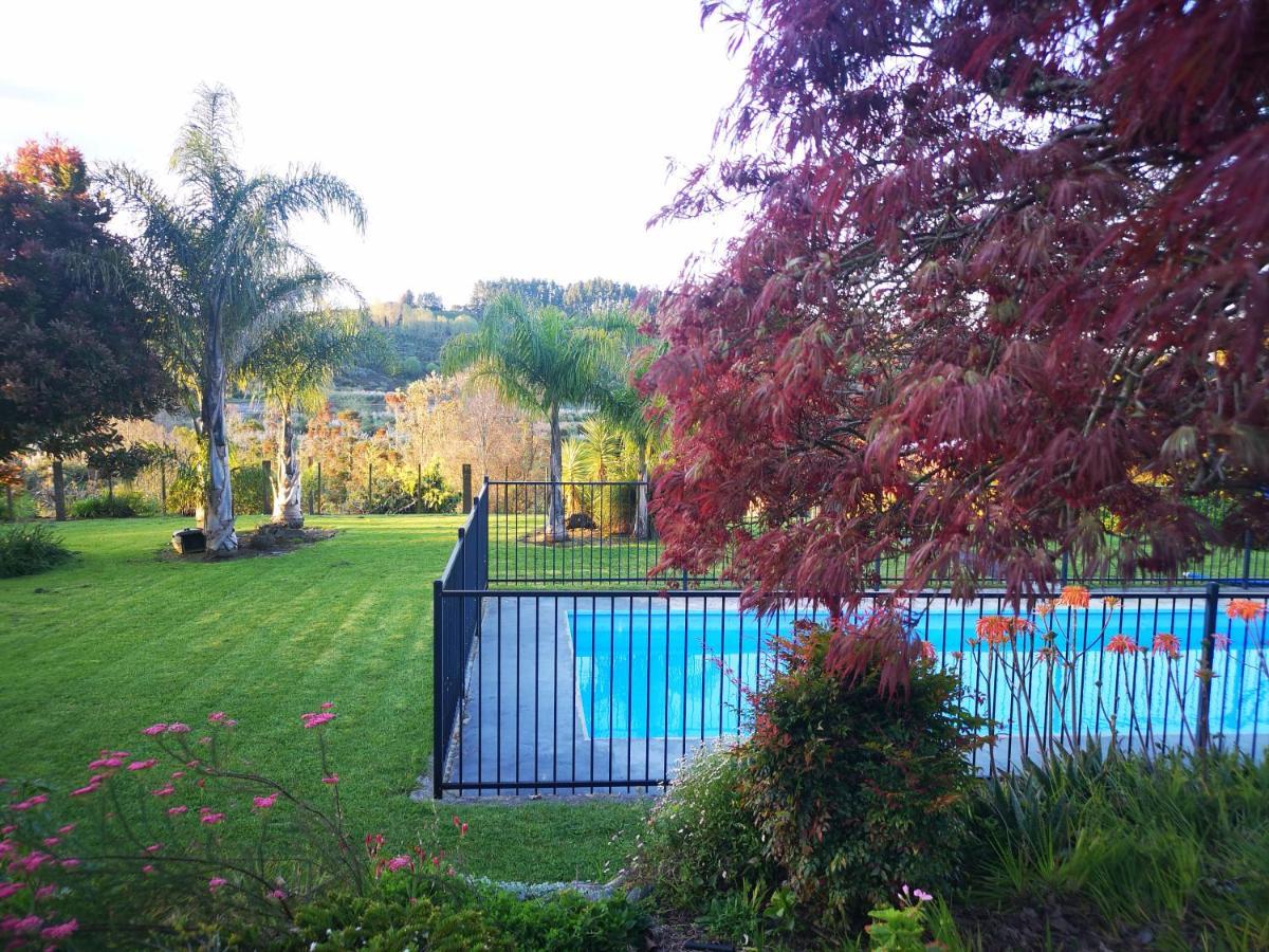 River Side Lodge Whakamarama Екстериор снимка